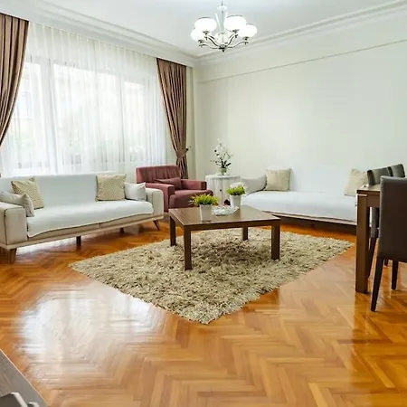 Kaplan Cosy Flat - Air Conditioned & Heated 3 Bedrooms In The *